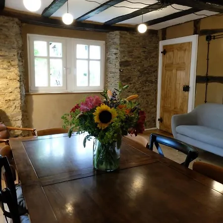 아파트 Fraenkischer Hof *